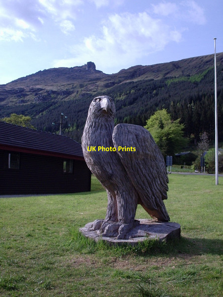 Photo 6"x4" Wooden eagle & the West side of Beinn Artair (Corbett) 884m Ardgartan c2005