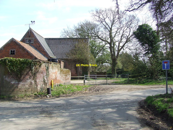 Photo 6"x4" Farm Building Witton\/TG3109 c2010