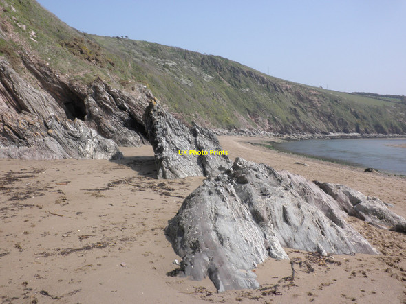 Photo 6"x4" Exposed rocks, on the Avon estuary Bantham c2010