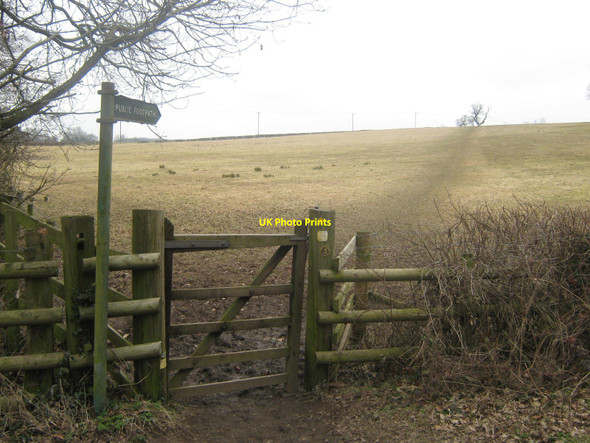 Photo 6"x4" Path near Silverhill Farm near Radbourne in Derbyshire on the Bonnie Prince Charlie Walk Radbourne c2010
