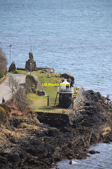 Photo 6"x4" Dunollie Light and War Memorial Oban\/NM8630 c2010
