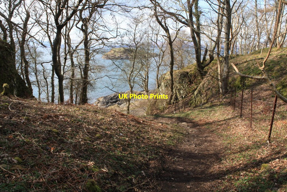 Photo 6"x4" Track from Dunollie Castle Oban\/NM8630 c2010