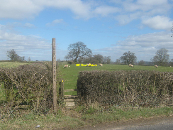 Photo 6"x4" Long Lane and Public Footpath, Radbourne and Langley Green, Derbyshire Kirk Langley c2010