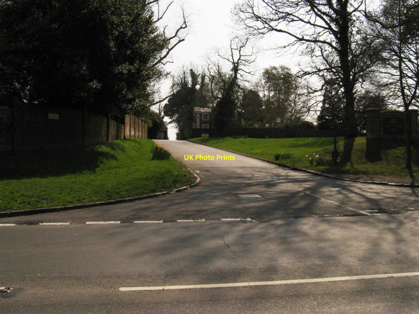 Photo 6"x4" Driveway to Buxted Park Uckfield c2010