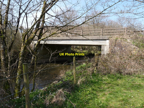 Photo 6"x4" Woodford Bridge as seen from downstream Forestreet c2010