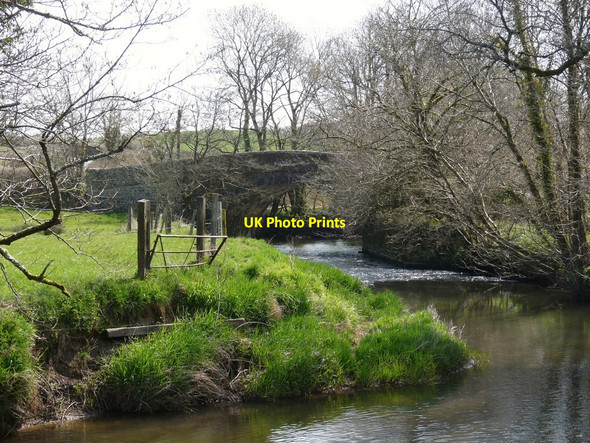 Photo 6"x4" Gidcott Mill Bridge as seen from Upstream Shebbear c2010