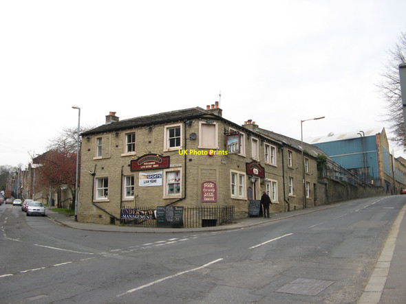 Photo 6"x4" The Railway, Park Road, Lockwood Huddersfield c2010