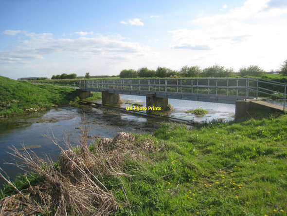 Photo 6"x4" Weir above Harlam Hill lock Brandy Wharf c2010