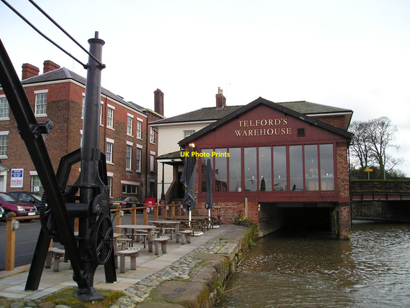 Photo 6"x4" The Telford's Warehouse Pub, Chester Chester c2010