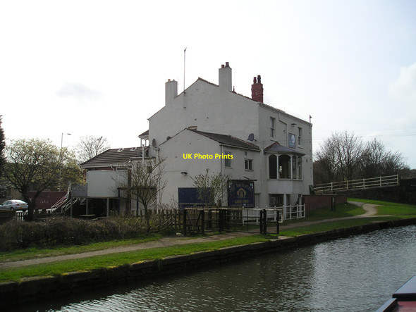 Photo 6"x4" The Navigation Pub, Gathurst Gathurst c2010