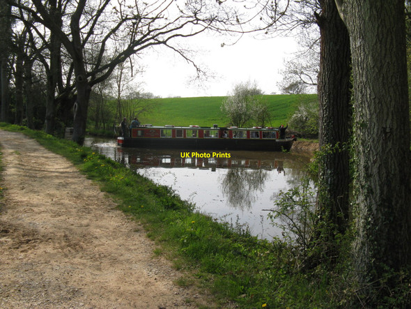 Photo 6"x4" Zachariah Keppel turning in winding hole Loxwood c2010