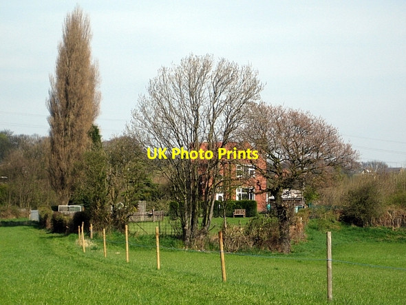 Photo 6"x4" House near Trans Pennine Trail Stanley\/SE3424 c2010