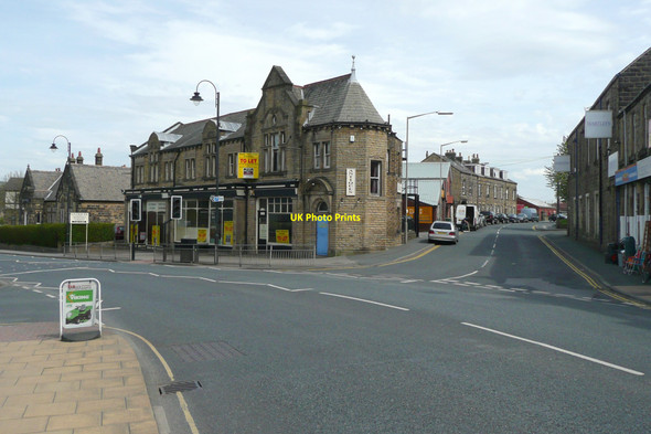 Photo 6"x4" Empty shop units, Leeds Road, Ilkley Ilkley c2010