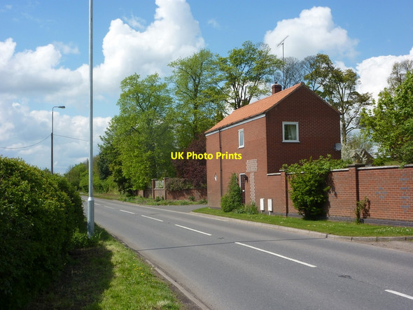 Photo 6"x4" A634 leaving Barnby Moor Barnby Moor c2010