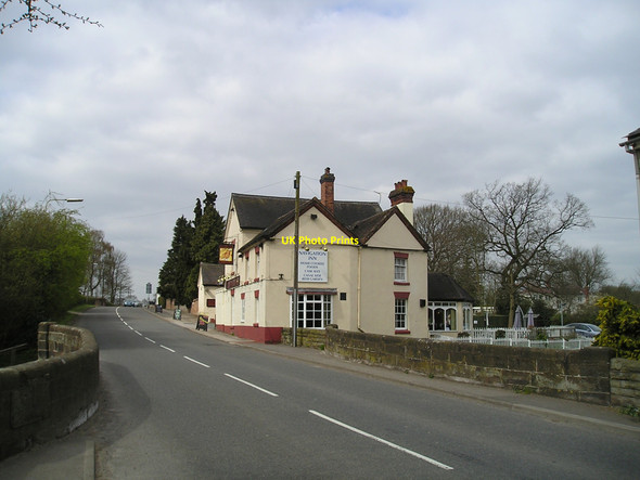 Photo 6"x4" The Navigation Inn Pub, Gnosall Coton\/SJ8120 c2010