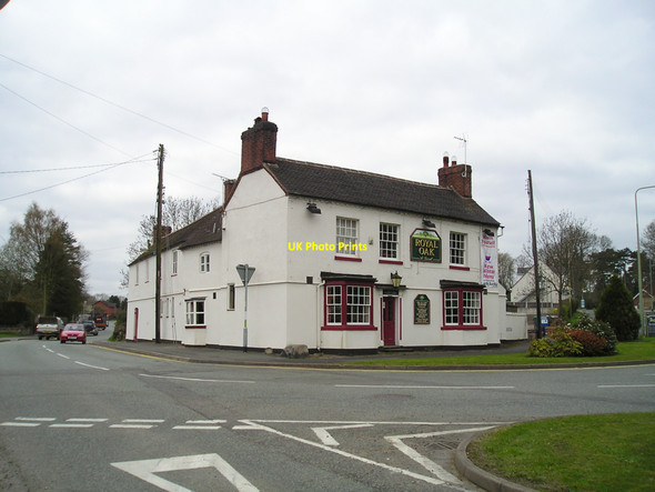 Photo 6"x4" The Royal Oak Pub, Gnosall Gnosall Heath c2010