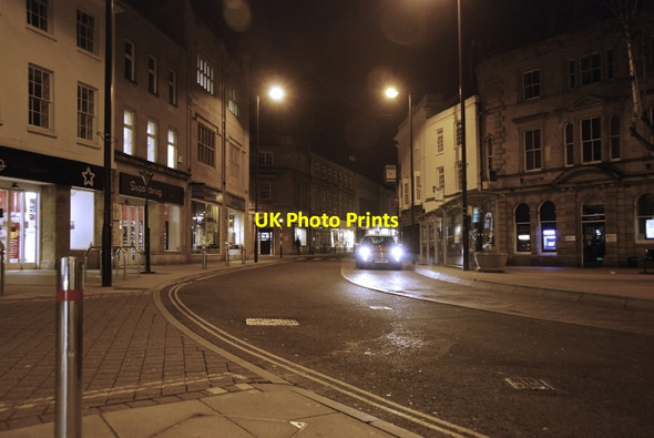Photo 6"x4" Yeovil: High Street at Night Yeovil c2010