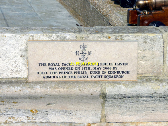 Photo 6"x4" Plaque, Cowes Harbour, Isle of Wight Cowes c2009