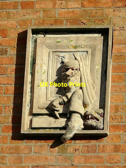 Photo 6"x4" An amusing wall plaque Folkestone c2009