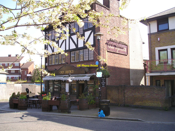 Photo 6"x4" The Old Justice Pub, Bermondsey Bermondsey c2010
