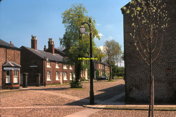 Photo 6"x4" The Square from Brethren Street Droylsden c1979