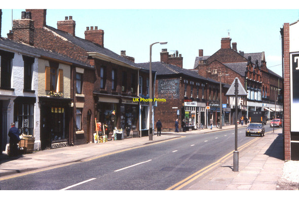 Photo 6"x4" Market Street Droylsden c1979
