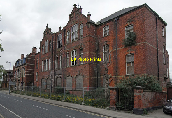 Photo 6"x4" Derelict Art School, Eleanor Road, Grimsby Grimsby c2010