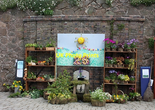 Photo 6"x4" West Malvern Spout - Well Dressing 2010 - Celebration Great Malvern c2010