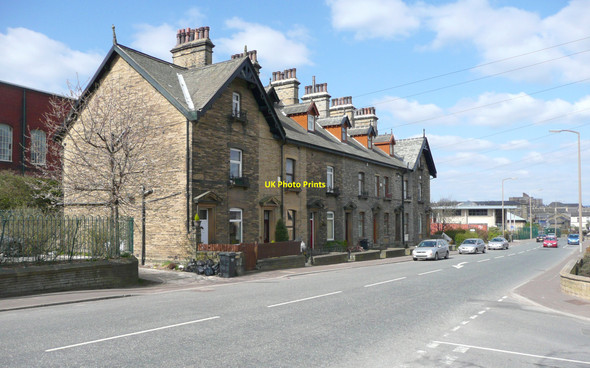 Photo 6"x4" Terrace houses, Huddersfield Road, Elland Elland c2010