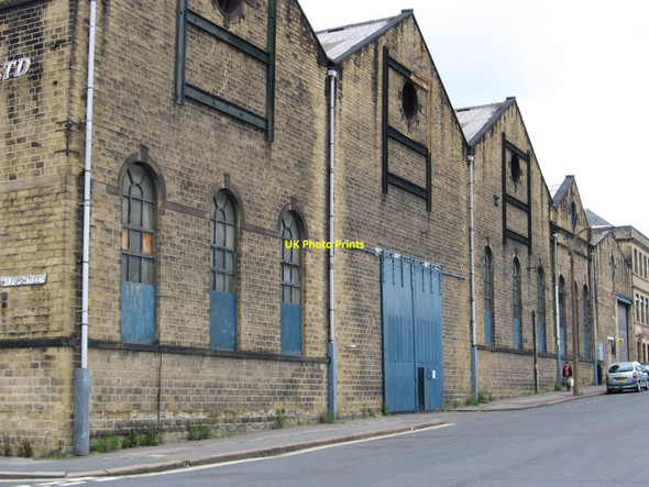 Photo 6"x4" Huddersfield - Thomas Broadbent Works Huddersfield c2010