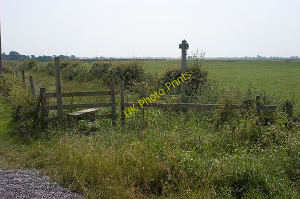 Photo 6"x4" Footpath to Cumming Carr Eagland Hill c2009