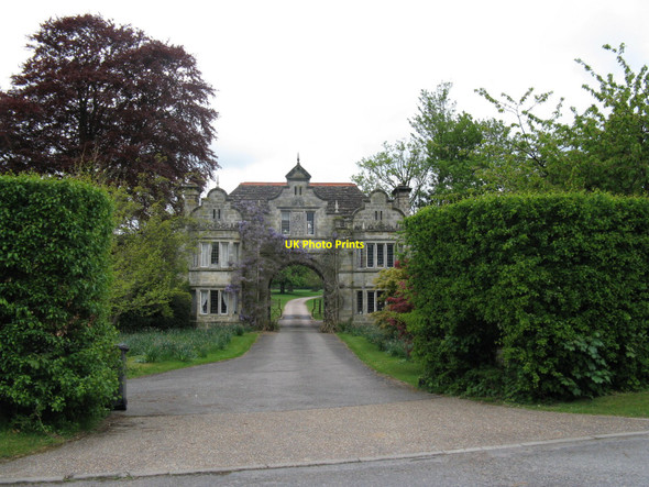 Photo 6"x4" Lodge gatehouse to Warnham Court Horsham\/TQ1731 c2010