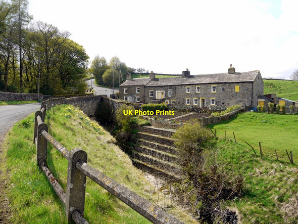Photo 6"x4" Harthopeburn Cottages Daddry Shield c2010
