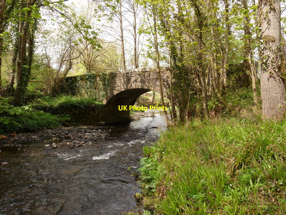 Photo 6"x4" Taw Green Bridge on the river Taw as seen from upstream Taw Green\/SX6597 c2010