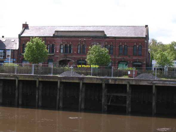 Photo 6"x4" Former foundry, Ousegate Selby c2010