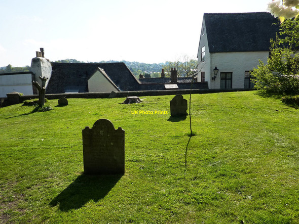 Photo 6"x4" Churchyard, The Parish and Priory Church of St Mary, Totnes Totnes c2010