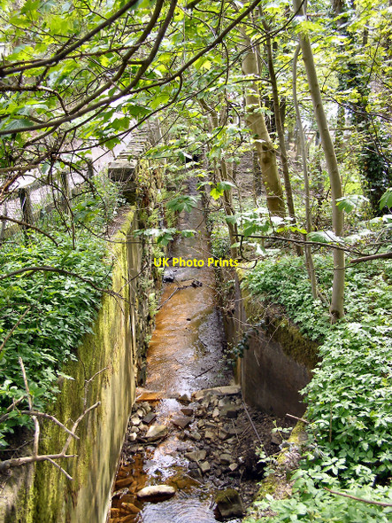 Photo 6"x4" Outlet from Brushes Clough Reservoir Shaw\/SD9308 c2010