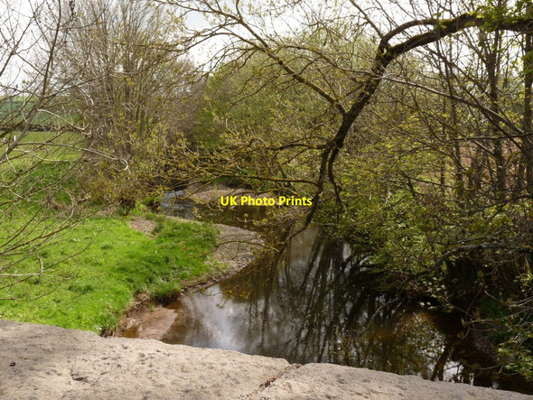 Photo 6"x4" The view upstream from Taw Bridge on the river Taw Brushford\/SS6707 c2010
