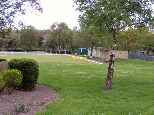 Photo 6"x4" Middleton Park Bowling Green Beeston Park Side c2010