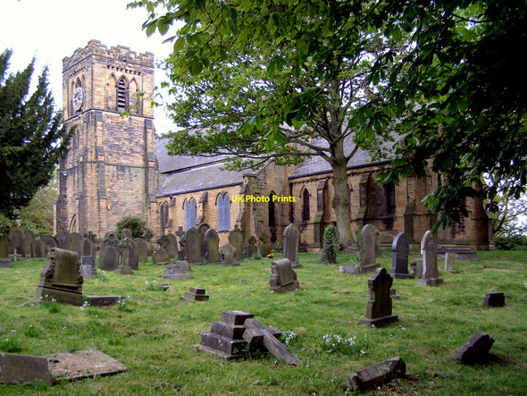 Photo 6"x4" Parish Church of St Mary the Virgin, Middleton Beeston Park Side c2010
