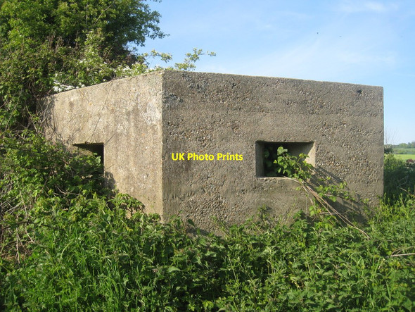 Photo 6"x4" Pillbox adjacent Royal Military Canal Aldington\/TR0636 c2010