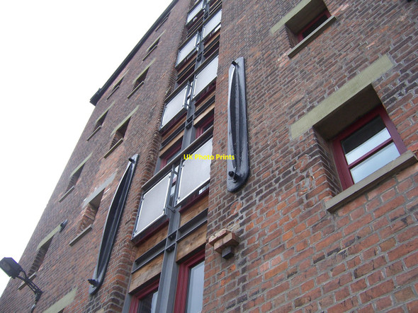 Photo 6"x4" Converted Warehouse - Gloucester Docks Gloucester c2010