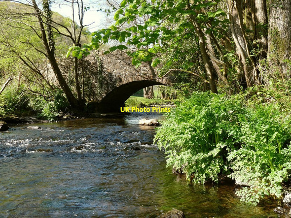 Photo 6"x4" Blackpool Bridge on the River Yeo as seen from downstream Lower Loxhore c2010