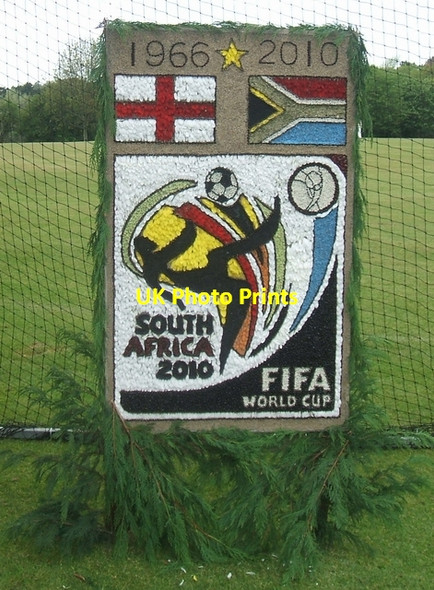 Photo 6"x4" World Cup 2010 at Etwall Well Dressing Etwall c2010