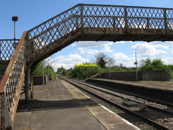 Photo 6"x4" Brigg - station footbridge Brigg c2010