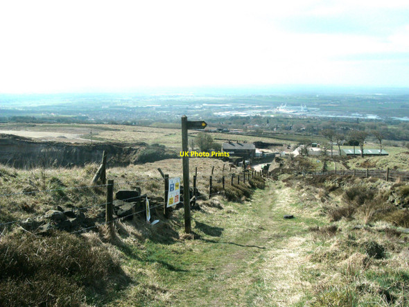 Photo 6"x4" Signpost for path above Montcliffe Quarry Montcliffe c2010