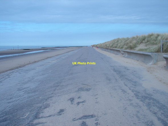 Photo 6"x4" Negative camber Rhyl c2010