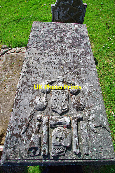 Photo 6"x4" Kinloss Abbey - table top tomb Kinloss c2010