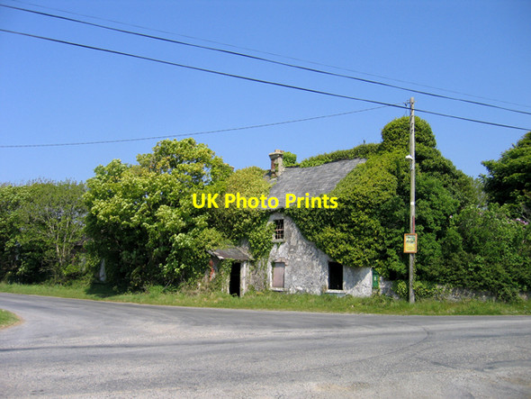 Photo 6"x4" Ruin at the crossroads, Graigue Little, Co. Wexford Fethard c2010