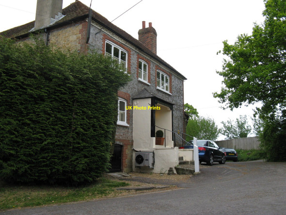 Photo 6"x4" Public house at Halfway Bridge Halfway Bridge c2010
